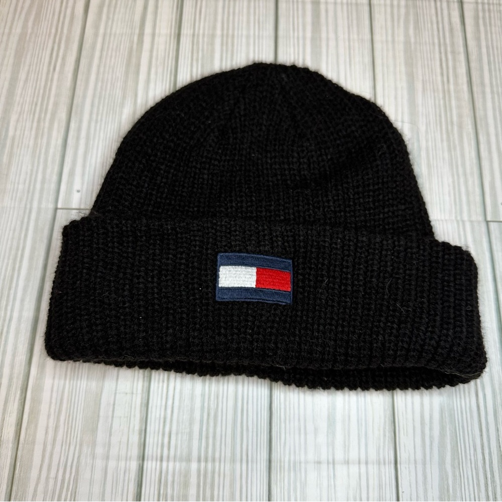 Tommy Hilfiger Black Beanie Knit Hat Logo Embroidered Warm Fold Over Designer